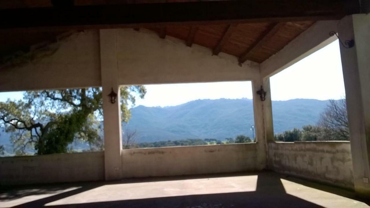 טמפיו פאוזניה Agriturismo La Vigna מראה חיצוני תמונה
